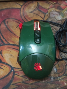 双飞燕幽灵血手鼠标