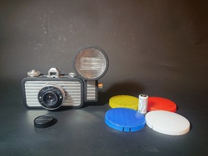La Sardina 沙丁鱼胶片相机+闪光灯