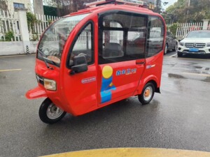 全封闭电动三轮车,接送孩子的,搬学校附近了,用不到了,去年冬