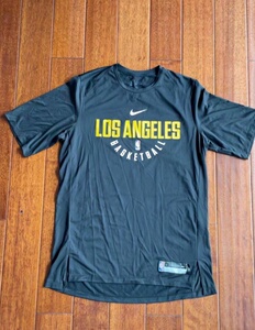 湖人训练服 湖人出场服17~18赛季耐克出场服,球员版,稀少_阿里巴巴找