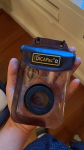 The DICAPac WP-410 相机防水袋，5米防水，