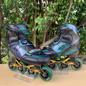 000人付款淘宝全新全码papaya帕帕吖亏本处理,成人儿童碳纤轮滑