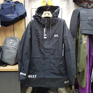 品牌:n a纳迪亚,户外休闲单冲锋衣,全新.175码(l)与