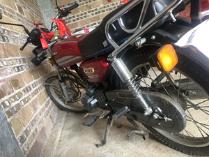 全新 台湾三野1000左右公里上好牌了的必须过户