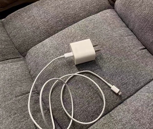 苹果充电器正品个人闲置