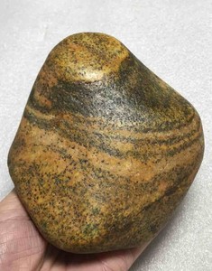 特色皮! 石包玉籽料! 和田玉墨玉籽料原石,黑皮