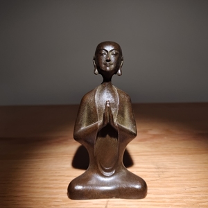 黄铜小和尚悟道双手合十摆件学佛复古铜佛禅意家居装饰品客厅艺术
