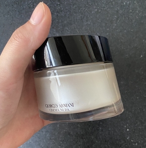 阿玛尼黑曜石素颜霜00号用不完了.出分装 6g装 00号最白