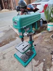 二手台钻成色如图,重型台式钻床武夷山牌