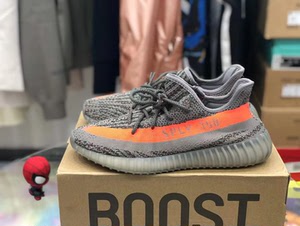yeezy灰橙色