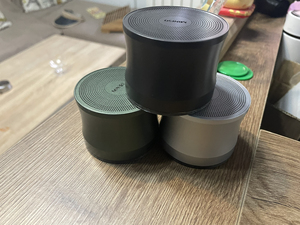 miniso 蓝牙音箱 可对连 100元 3个