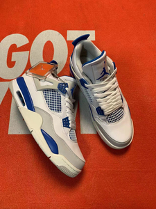 000人付款淘宝aj4 红白og配色,2012年复刻款,购于英国footlo还是