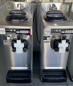 95新 单头日世 nissei 冰淇淋机,保修6个月,1台也