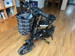 嗨米电动折叠车