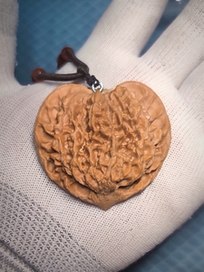 文玩核桃扁片桃心