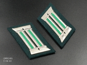 原品前民主德国金属国防军军官领章东德边防军领章