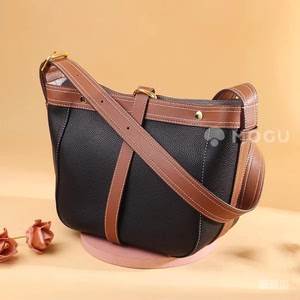 出金路达包包,甜心直播间王姐家的包,一次未使用,全新,买回来