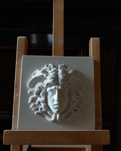 美杜莎高浮雕石膏翻铸摆件 材质:grg超硬模具专用石膏 实物
