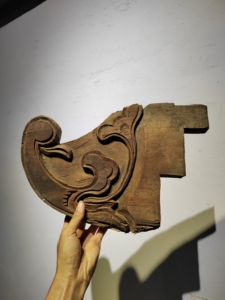 清代象鼻钩 木雕雀替梁托一件 经典徽派老木雕 特惠价出 喜欢