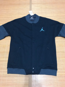 aj乔丹jordan乔丹棒球服,全新带吊牌,以前收藏配的,l