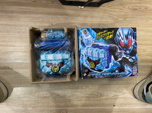 假面骑士build  冰拳  暴雪拳套  盒说全  680带