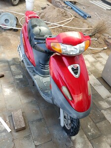 台湾三阳阿蒂拉125踏板摩托车进口三洋发动机 当时1700