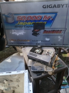 技嘉主板,型号ga—m52lt—d3工作正常,没有任何问题