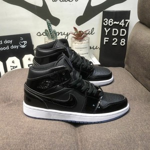 某田aj1黑蓝色大灌篮漆皮黑色耐磨百搭男女中帮休闲运动篮球鞋