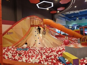 温州梦多多小镇运动馆,玩育乐园