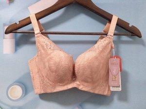 【高品质】全新缔妒文胸32/70b内衣女有软钢圈聚拢调整型收
