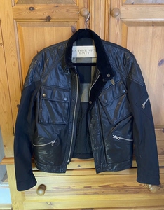 burberry brit男士机车皮衣 小牛皮拼接夹克 巴宝