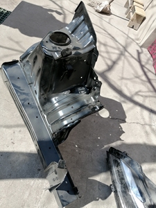 5 左前大梁 纵梁带减震包 轮毂包 支架 纯