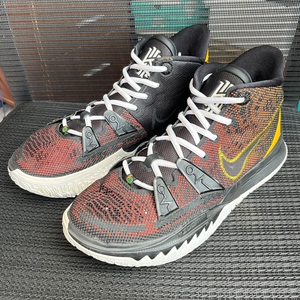 正品nike耐克鞋子欧文7篮球鞋外星人42.5码kyrie