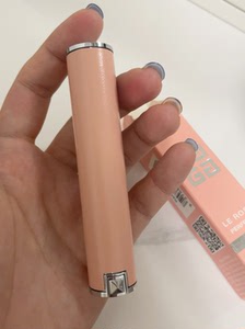 纪梵希粉色小羊皮 色号302日落玫瑰,试色一次,当年的千玺同