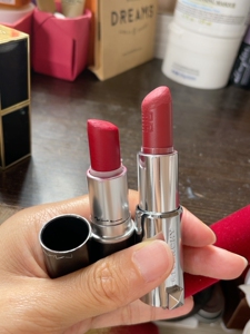 纪梵希红丝绒n27 酒渍玫瑰 送mac ruby woo
