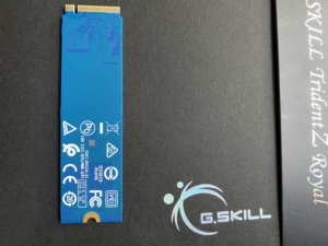 西数蓝盘sn570 500g固态硬盘 京东买了没多久 有购买