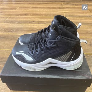 李宁队尚return篮球鞋 43码9成新