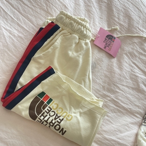 清衣柜 联名款北面古奇五分休闲短裤 朋友送的 没有穿过