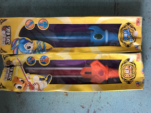 奥迪双钻虹猫蓝兔七侠传武器 声光版冰魄剑长虹剑全新未拆封售出