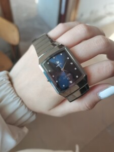 瑞士劳时特rosht手表 买了不久 没怎么戴过 诚心买价格