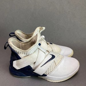 金木mai淘宝nike 詹姆斯士兵12海军蓝 42.
