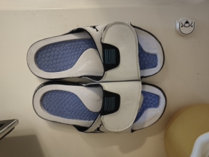 aj11康扣拖鞋 42正码