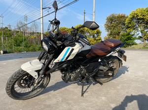 飞肯200单缸电喷,18年的车,有日行灯,公里11000,改