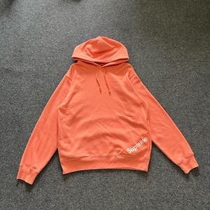 supreme 桃色 卫衣 下摆些许掉色 m 成色不错
