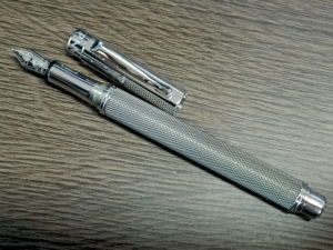 卡达凯兰帝钢笔