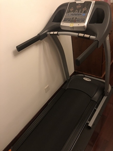 treo乔山跑步机 99新 迪卡农购入 新旧程度看图 自提