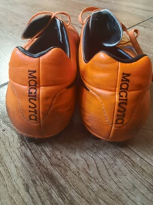 00永曜2001淘宝nike鬼牌一代足球鞋 magista ond