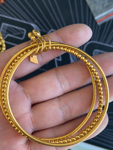 00淘淘baby0444淘宝黄金手镯 金匠世家买的 发票 盒子都有 限同城