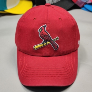 47brand弯檐棒球帽子mlb红雀队全封闭运动帽纯棉户外帽