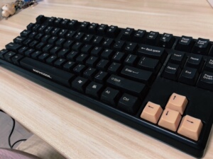 keycool凯酷茶轴机械键盘.